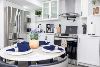 Image de French Charm in Brampton. 2 Bdr Apt Family Friendly!