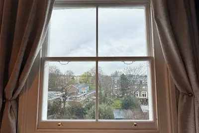 Image de Sleek & Cosy 2bd Flat — Clapham Common!