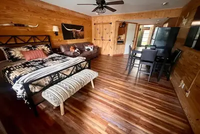 Image de New Lodge Suite w/ Full Kitchen, Arcade, Bunk Bed