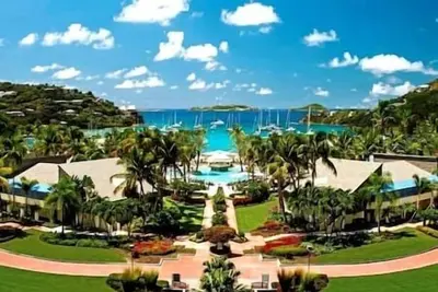 Image de 3 Virgin Grand-Beachfront-Private Pool-Beachfront