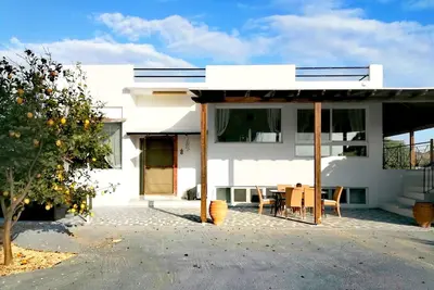Image de Large family villa in excellent location.
