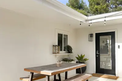 Image de Stunning Ocean View Vacation Home - Santa Barbara\n