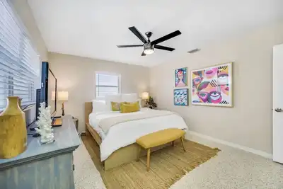 Image de Tropical Garden | Fire Pit | Stock Tank Pool