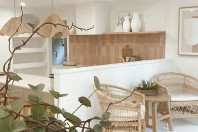 Image de Mediterranean, coastal retreat in the heart of Toukley.