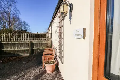 Image de Elder Cottage, pet friendly, with a garden in Eppleby