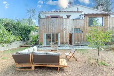 Appartement 'Bacom House' avec jardin dans le forêt