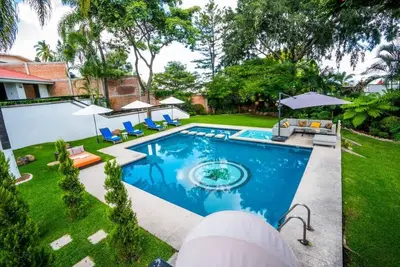 Image de Family Villa, Bar, Jacuzzi and Pool