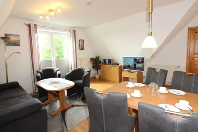 Image de Rdh-1. 03, 4 Pers. , ca. 49qm - Seepark Burhave / Reetdachhaus 1