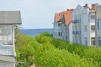 Image de Haus Metropol in Binz Wohnung 7 - Haus Metropol in Binz Wg 7 mit Meerblick