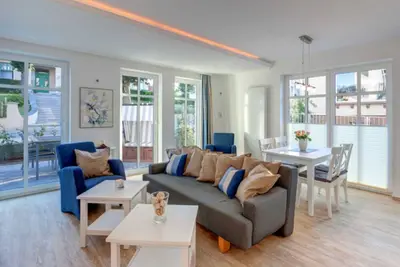 Image de Villa Lara Whg. 2, Strandnah, SÜDTERRASSE, Fahrstuhl - Villa Lara, Strandnah,