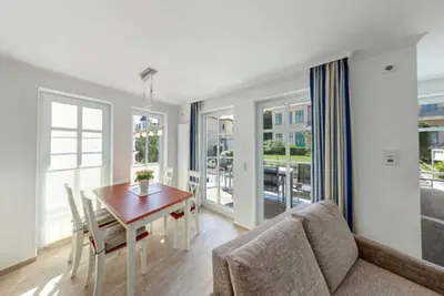 Image de Villa Lara Whg. 3, Strandnah, Südbalkon, Fahrstuhl - Villa Lara, Strandnah, Teilw. Seeblick