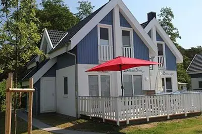 Image de Vacation home island Rügen Strandhaus Bernstein Sauna Whirlpool - Strandhaus Bernstein Sauna Kamin
