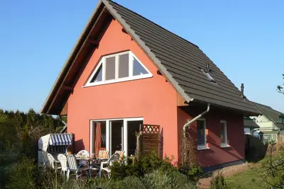 Image de Ferienhaus Schiel mit Großzügigem Garten - Ferienhaus