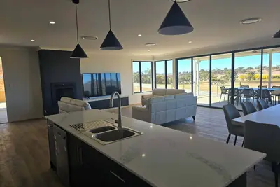 Image de Neagles Retreat Villa 6 -3 Bedroom Villa