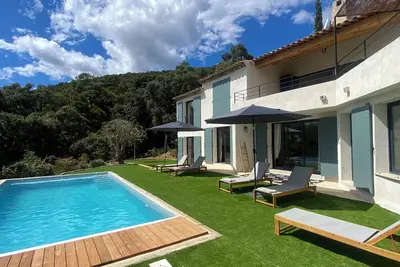 Image de \"La Chamade\", vue panoramique Mer, au calme, piscine, pétanque, proche St Tropez