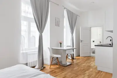 Image de Beige Nest for 3 - Florenc - City Center