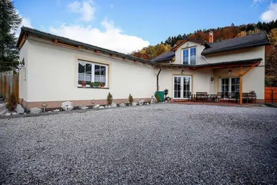 Image de Vila Lumina - Cinq Chambres Chalet, Couchages 14