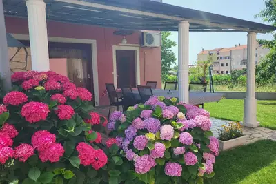 Image de Apartment A5 - Deux Chambres Appartement, Couchages 5