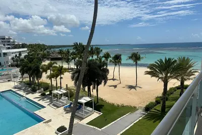 Image de Presidential Suites in Boca Chica in front of the beach