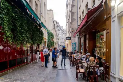 Image de Loft Nestled In The Heart Of The Historic Parisian Quarter