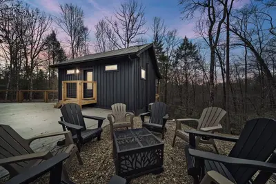 Image de Dreamy Cabin Near Gatlinburg | Hot Tub & Secluded