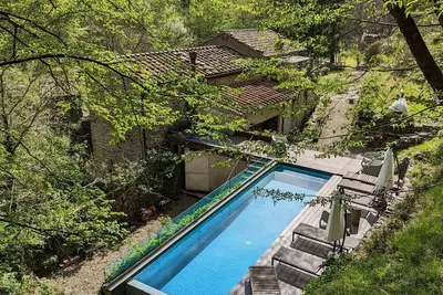 Image de Villa à Loro Ciuffenna avec 6 chambres à coucher, 12 couchages