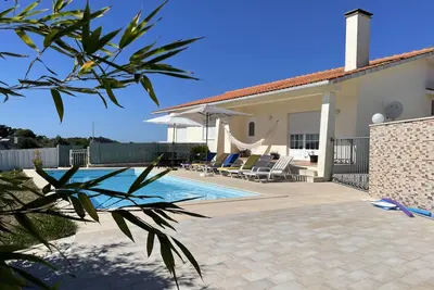 Image de Traditional 3 bedroom villa for 6 people with private swimming pool