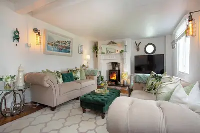 Image de A gorgeous quirky former fisherman’s cottage in the heart of beautiful Mevagissey.