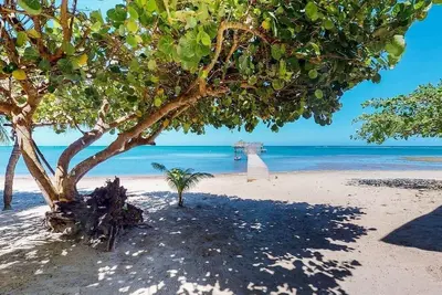 Image de Lux 4br Condo - Steps from the Beach, Pool, and Exclusive Resort Access! \n\n\n\n\n