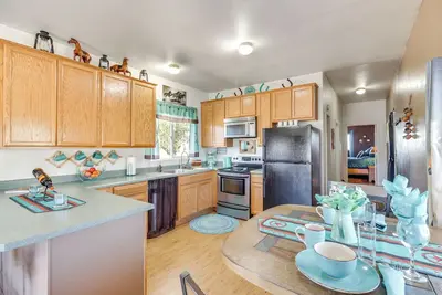 Image de Pet-Friendly Chilcoot Cottage on 34 Acres!