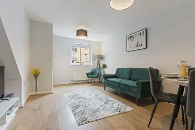 Image de Moderne-Maison-Salle de bain privée séparée-Vue sur Lac-The Royal Lakeview