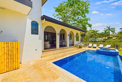 Image de Casa Mariposa - villa w/ infinity pool, near beach