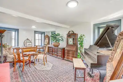 Image de Eagleville Home w/ Porch, Near Valley Forge Casino