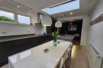 Image de Kaimes Kip: Stylish Edinburgh Five Bedroom Home