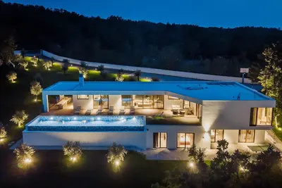 Image de Magnificent Istria Villa | Villa Green Oasis | 4 Bedrooms | Spacious Sun Terrace with Outdoor Heated Pool | Labin