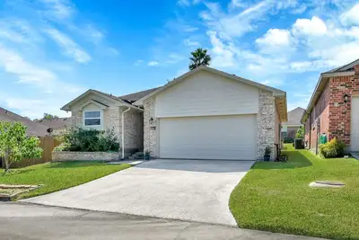 Image de Cozy 2 Bdrm Home in Quiet Nbhd + Pets Allowed