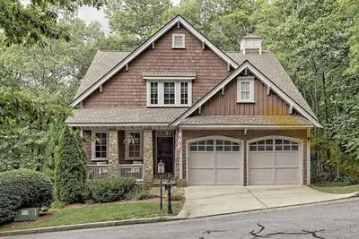 Image de Fantastic home in Waterfall Country Club Clayton, Ga av for leases over 31 days