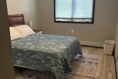 Image de Newly remodeled fully furnished apartment