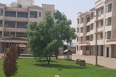 A very serene environment, secured location in Tema Community 25 Palace Mall.