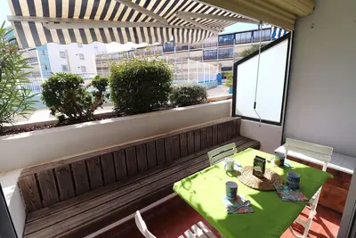 Image de Superbe studio terrasse piscine parking clim