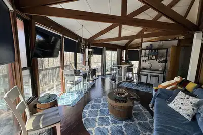 Image de Sleep in a Treehouse! !