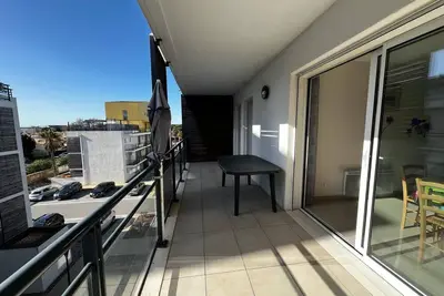 Image de Bel Appartement T3 avec Grande Terrasse à Gruissan - Proche Plage du Grazel