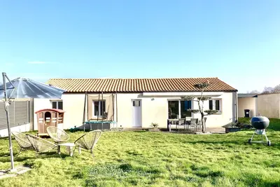 Image de Maison Spacieuse Avec Jardin à 25min des Sables D'olonne