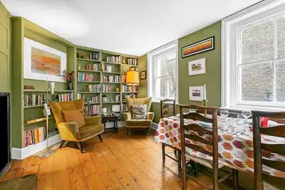 Image de Mayfair Periodic Home from Home - Pass the Keys