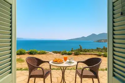 Image de Filistron Seaview Nest - Views, Comfort & Calm