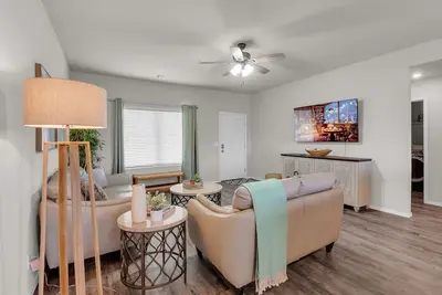 Image de Clean, new, Family Friendly, safe, beautifully decorated, comfortable 💙of Bixby