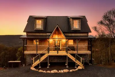 Image de Brand New! Mtn Views/Theater Room/Game Room/Hot Tub/Bunk Beds