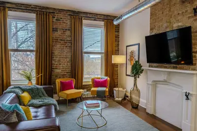 Colorful Oasis | Mulberry