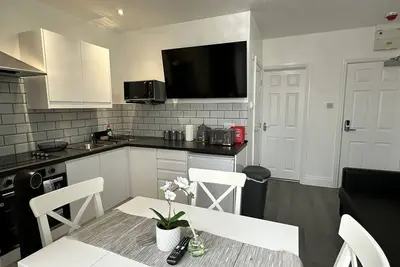 Image de Granada Apartments Holmfield Rd flat 2 1st floor rear
