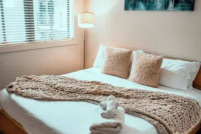 Image de Spacious Waterfront Flat in Downtown Seattle